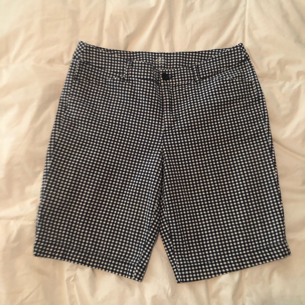 Women’s Bermuda shorts